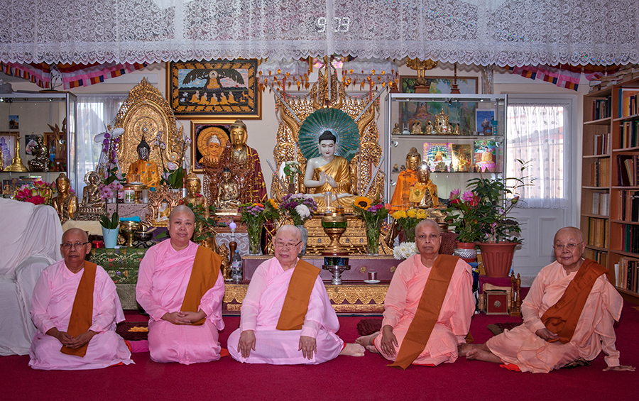 Nuns of Tisarana Vihara, August 2017